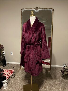 Victoria's Secret Plush Shawl-Collar Robe in Deep Burgundy